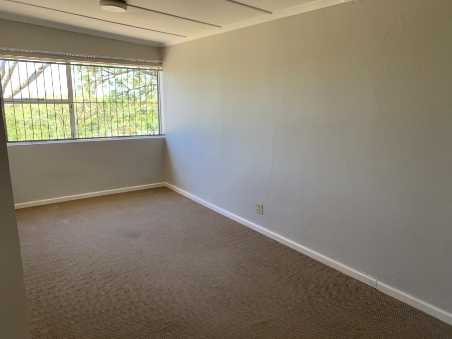 4 Bedroom Property for Sale in Beacon Bay Eastern Cape
